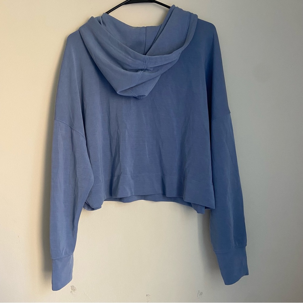 Altar’d State Revival Medium Blue Cropped Hoodie - Picture 3 of 3